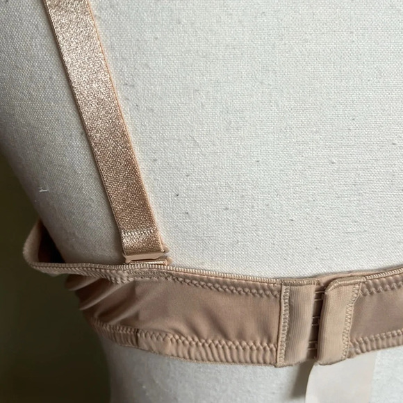 Maidenform push up underwire adjustable crossover bra - Picture 12 of 12